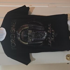 Foreigner Jukebox Hero 1981 Concert Shirt Next Level Black Unisex Size Medium